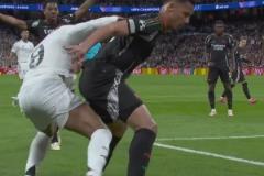 讓姆巴佩無可奈何！歐冠官方發(fā)推：薩利巴太強了