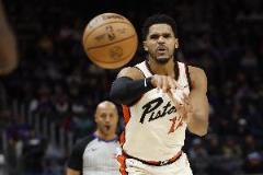 哈里斯22分創(chuàng)活塞隊史季后賽上半場得分新高 比肩昌西&漢密爾頓