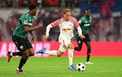 羅馬諾：哈維-西蒙斯今夏或加盟英超，預(yù)計(jì)轉(zhuǎn)會(huì)費(fèi)7500萬(wàn)歐