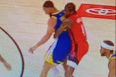 杰倫-格林怒斥庫里“性騷擾”：阿耶莎從未那樣對(duì)待過他！