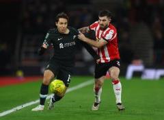 記者：基耶薩訓練態(tài)度積極但未達隊友水平，利物浦或需出售他