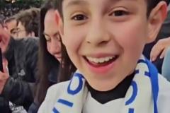 寵粉被姆巴佩寵愛的小球迷，收獲簽名球衣的快樂誰懂