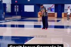 依舊美如畫！抬手的一瞬間仿佛青春回來(lái)了！