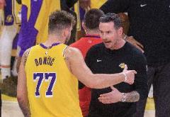 雷迪克：球隊(duì)展現(xiàn)了強(qiáng)烈的身體對(duì)抗，季后賽需更高標(biāo)準(zhǔn)