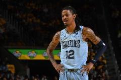 莫蘭特25中10砍23分6助攻2搶斷，5次失誤暴露問題