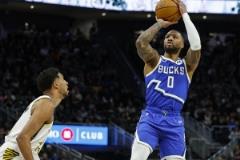 雄鹿半場60-68步行者 利拉德復(fù)出11分 字母哥14+9+5 哈利伯頓16+7