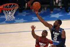 韋德：保羅助攻榜排第二，總得分還比我高