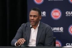 Spears：鵜鶘隊任命特洛伊-韋弗為高級副總裁，加入杜馬斯團(tuán)隊