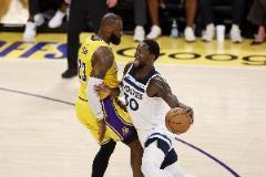 沃西：湖人今晚展現(xiàn)出強(qiáng)硬態(tài)度，與森林狼強(qiáng)度不相上下