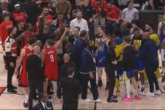 斯潘塞質疑天黑，伊森扔毛巾致技犯