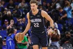 小瓦格納20中10得25分4板4助2斷 三分不準(zhǔn)7投1中