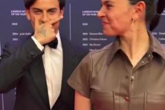 真的帥??！網(wǎng)紅曬與迪巴拉的同框視頻！本人比照片還帥！