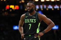 塔圖姆缺席，布朗表態(tài)：我會(huì)挺身而出，球隊(duì)需要我做什么我就做什么