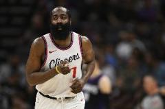 哈登季后賽場均23.3分5板9助三分命中率39.3%