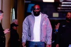 哈登：人生有幾個(gè)第一次？今天Intuit Dome首場(chǎng)季后賽，沖就完了！