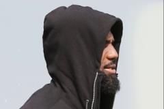 湖人官推發(fā)布球員登機(jī)畫面：下一站明尼蘇達(dá)??