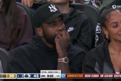 聽說這位觀眾很會打球啊快船掘金G3，歐文攜嬌妻現(xiàn)場觀戰(zhàn)