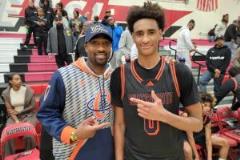 Shams透露：阿里納斯兒子遭遇嚴重車禍，已送醫(yī)治療