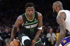 王子星：詹姆斯表現(xiàn)如滅霸 愛德華茲智慧占優(yōu)