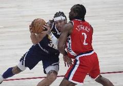 掘金VS快船G4裁判名單公布！主裁Zach Zarba與二裁Sean Wright登場(chǎng)