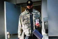 湖人官方推特發(fā)布G3賽前入場照：抵達(dá)現(xiàn)場