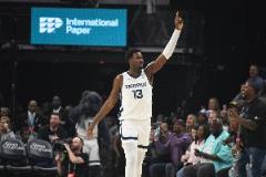 錯(cuò)失DPOY仍有機(jī)會(huì)進(jìn)最佳陣 簽約最高5年3.45億