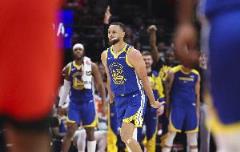 段冉：庫里后三節(jié)神表現(xiàn)詮釋英雄本色 火箭形勢危急