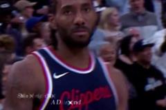 被絕殺的滋味不好受??！戈登壓哨補(bǔ)扣后 小卡的表情太痛苦了