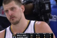 約基奇第三節(jié)11中6砍16+8+4 快船全隊(duì)18中5得17+8+4