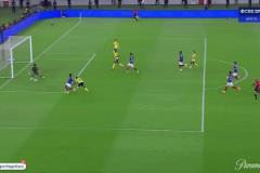 勝利再下一城！奧塔維奧助攻馬內(nèi)爆射近角得手！