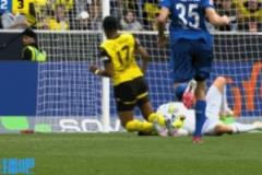 德足協(xié)裁判公司發(fā)言人：楚克烏梅卡未犯規(guī)，鮑曼觸碰其右腳