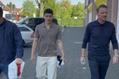 馬扎周日抵達勒沃庫森接受體檢，通過后將簽約至2030年