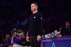 雷迪克：五人組打滿下半場(chǎng)并非我們的計(jì)劃，他們已付出很多