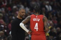 烏度卡：杰倫-格林應(yīng)對(duì)包夾盡職盡責(zé)，我們應(yīng)懲罰對(duì)手