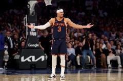 哈特：身體接觸是否合法由裁判報告決定