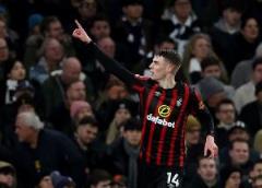 斯科特：補(bǔ)時(shí)九分鐘從哪來(lái)不清楚，但必須接受結(jié)果