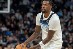 差距就在這里！湖人替補僅得6分 森林狼替補狂轟25分