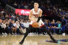 希羅正負(fù)值-44！10投1中僅得4分1板