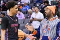 阿里納斯兒子車禍后康復順利 住院四天將出院