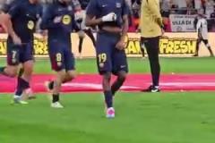 難以置信的比賽！網(wǎng)紅帶你現(xiàn)場零距離感受國家德比的氛圍！