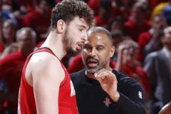 火箭隊錯失罰球、缺乏終結(jié)者及挑戰(zhàn)使用不當將導致首輪出局