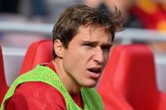 土媒：費內(nèi)巴切有意簽下基耶薩，將評估報價