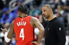 烏度卡：杰倫-格林G1掙扎，G2反彈，G3受針對但表現(xiàn)不錯