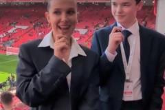 到處都是紅色！利物浦球迷對薩拉赫對陣熱刺的進球的瘋狂反應(yīng)！