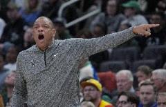 里弗斯：球員們拼盡全力，只是對(duì)手贏了比賽