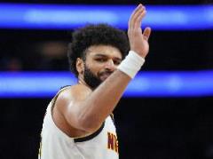 穆雷季后賽爆發(fā)：43分轟動全場，網友熱議他為何討厭洛杉磯球隊