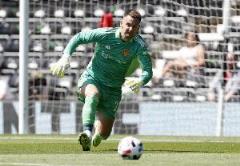 郵報(bào)記者：39歲門將希頓與曼聯(lián)商談一年續(xù)約，有望繼續(xù)擔(dān)任三門