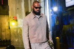 湖人官方發(fā)布G5賽前入場照：背水一戰(zhàn)，全員到場