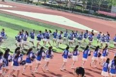 恩比德球衣成焦點(diǎn)！某校運(yùn)動(dòng)會(huì)女生全穿大帝戰(zhàn)袍