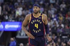 勇士本場搶下49個籃板 前場籃板25-8領先火箭系列賽